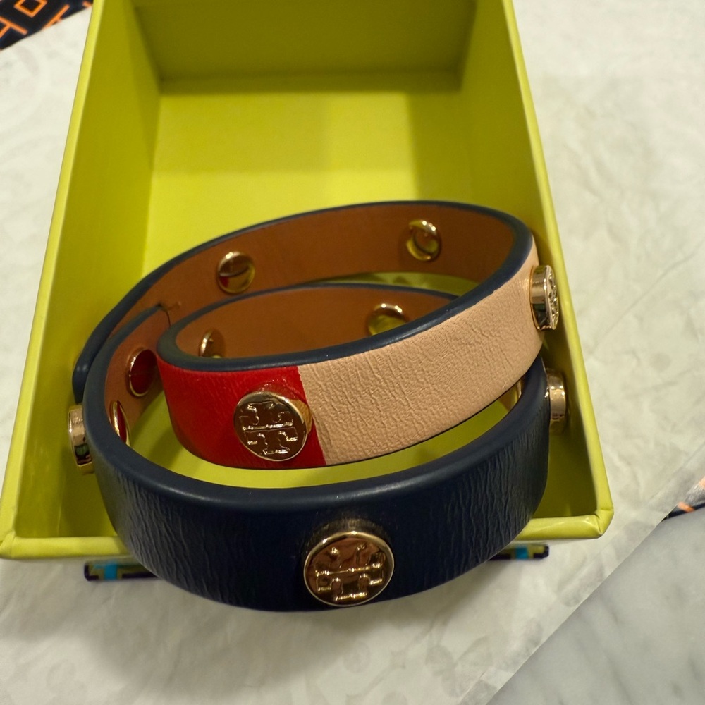 🌟Tory Burch Navy, Red, Cream and Pink Leather bracelet with Gold Accents